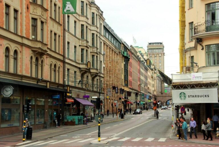 free walking tour stockholm